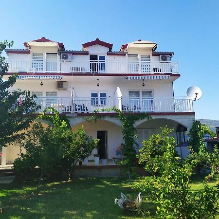 Apartmant Sucic Kaštela Exteriör bild