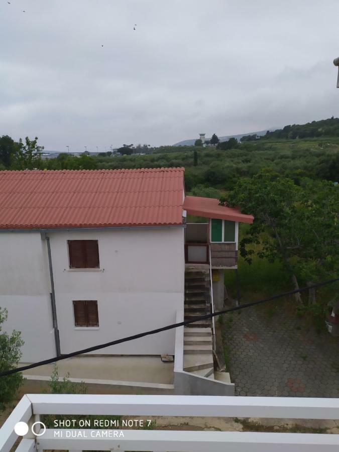 Apartmant Sucic Kaštela Exteriör bild