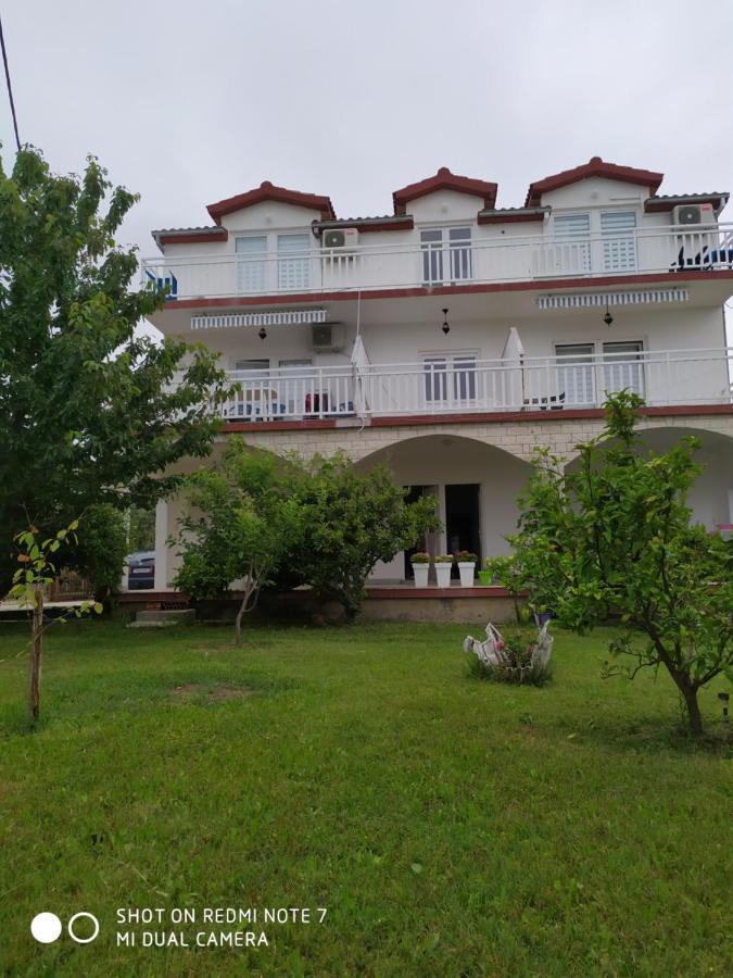 Apartmant Sucic Kaštela Exteriör bild